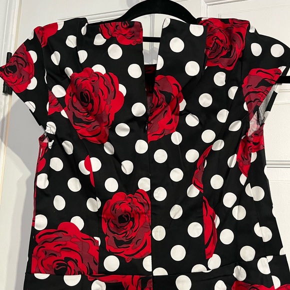 Women’s dress - Picture 5 of 6